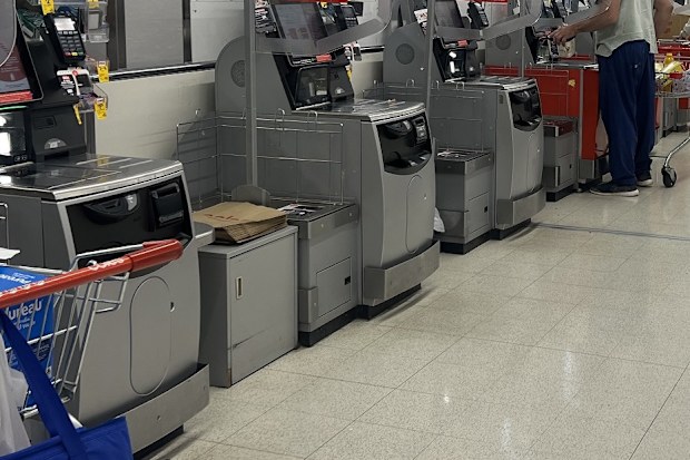 coles supermarket self service check out section