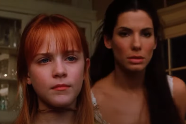 Evan Rachel Wood and Sandra Bullock in Practical Magic