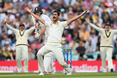 Mitchell Starc - 8