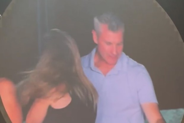 Coldplay Boston concert kiss cam