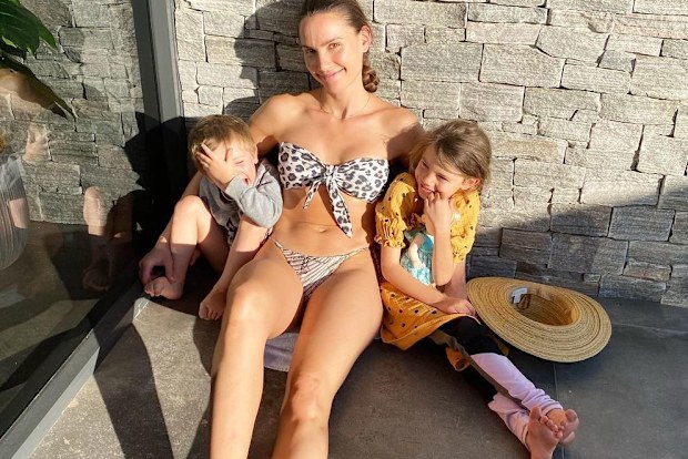 Rachael Finch with her two kids, Dom and Violet