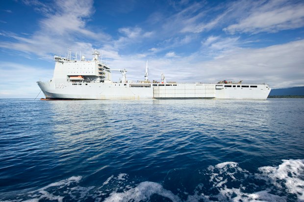 The HMAS Choules will assist in the Victorian bushfire crisis.