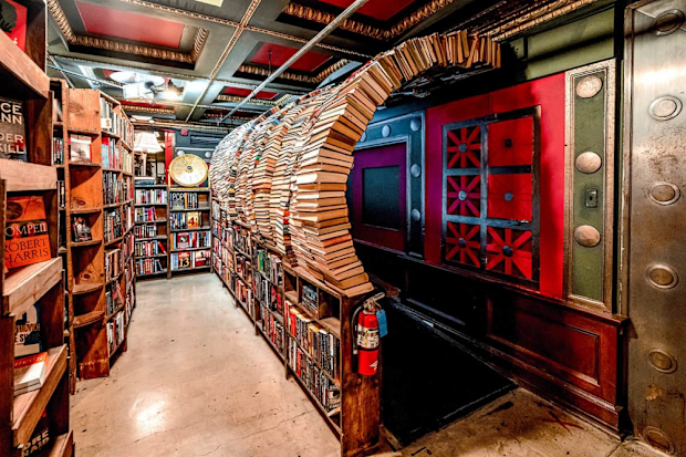 The Last Bookstore, Downtown LA