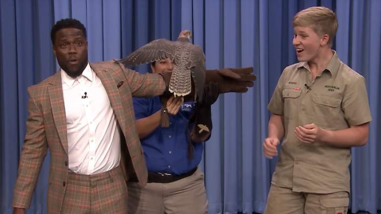 Irwin laughs with terrified comedian Kevin Hart.