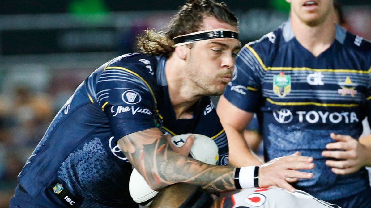 Lowe won't blame Storm over spinal injury