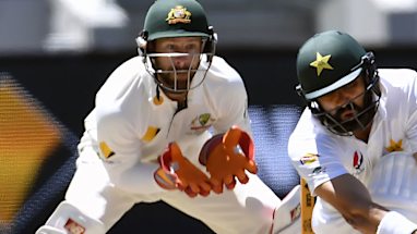 <strong>Matthew Wade</strong>