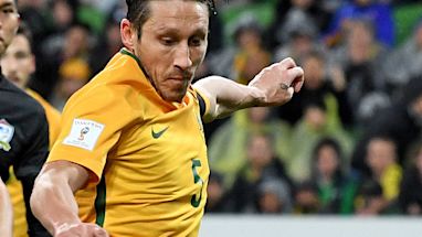 Mark Milligan: Workrate can never be faulted but looked somewhat lost in a two-man defensive midfield, tried to work slightly higher into gaping space - 6