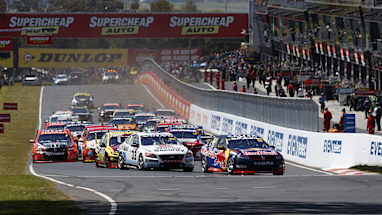<strong>Whincup starts well</strong>