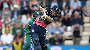 <strong>England - Ben Stokes</strong>