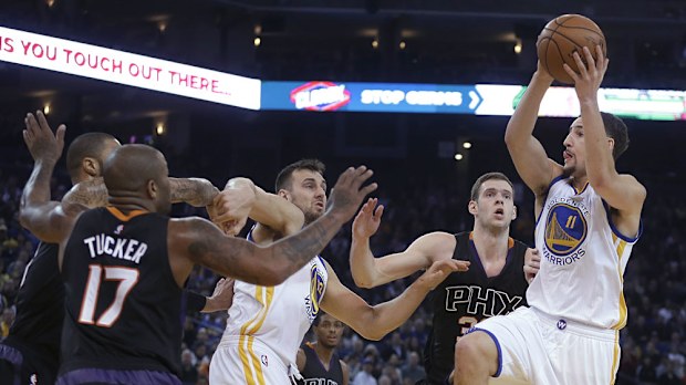 Klay Thompson goes to the hoop. (AAP)