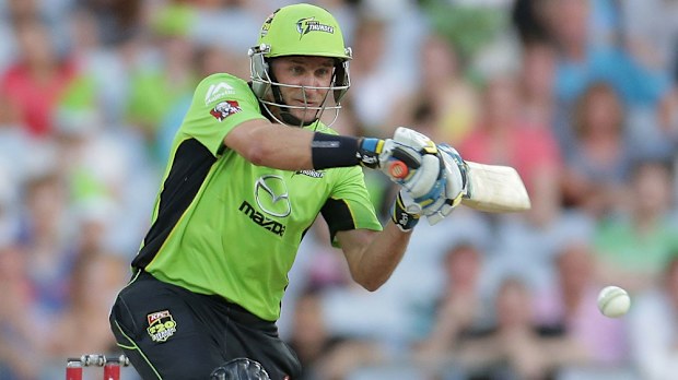 Mike Hussey in action for Sydney Thunder. (Getty) 