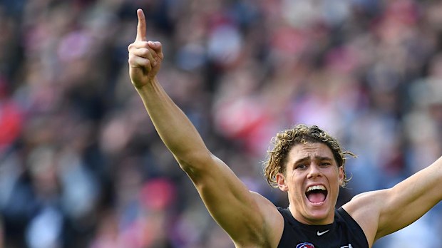 Charlie Curnow of the Blues reacts after kicking a goal