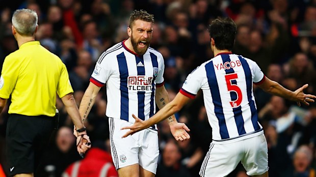 Ricky Lambert celebrates his goal against West Ham. (Getty)