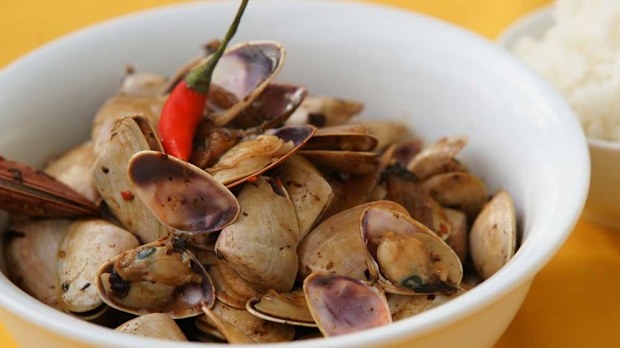 Pipis with black bean sauce. Image and recipe: Sydney Seafood School