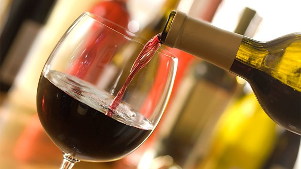 An ingredient in grapes has proven to assist with weight loss. (iStock)