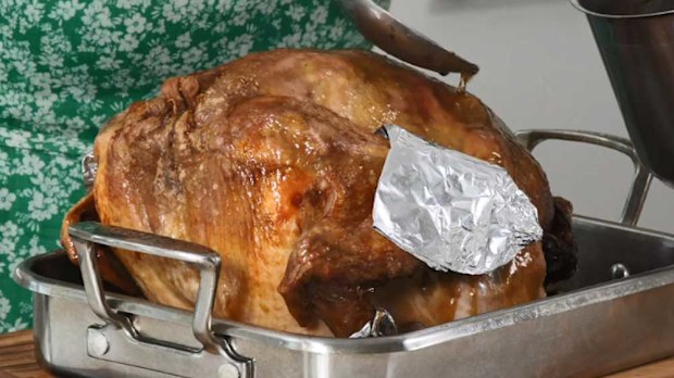 9Honey's 12 Hacks of Christmas, Coca-Cola glazed turkey baking