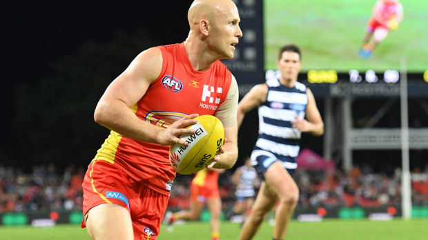Gary Ablett in action for the Gold Coast Suns against the Geelong Cats. (AAP)