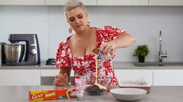Jane de Graaff makes the 3-ingredient fudge of Christmas dreams