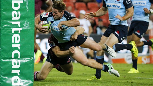 Michael Hooper scores a try for the Waratahs. (AAP)