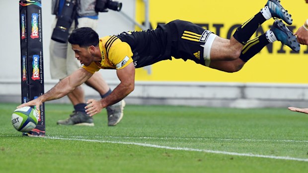 Nehe Milner-Skudder scored a hat-trick for the Hurricanes. (AAP)