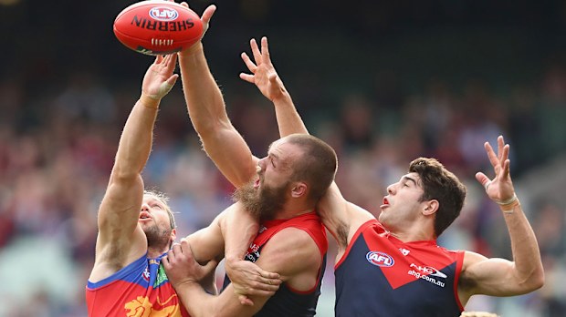 Only nominated players will able to get involved in ruck contests. (Getty)
