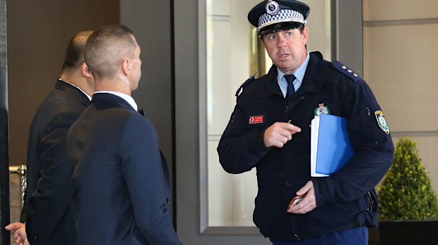 Police at the All Blacks' hotel in Sydney. (AAP)