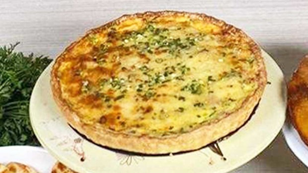 Jane de Graaff's retro 70's cheese quiche