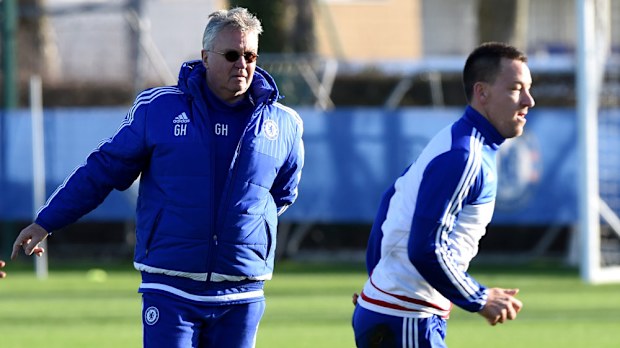 Guus Hiddink (l) and John Terry. (AAP)