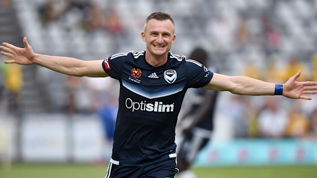 Melbourne Victory's Besart Berisha scored a goal in each half in the win over Central Coast Mariners. (AAP)