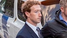 Mark Zuckerberg, chief executive officer of Meta Platforms Inc., exits Los Angeles Superior Court in Los Angeles, California, US, on Wednesday, Feb. 18, 2026. Zuckerberg testified that its very difficult to enforce Instagrams age limits and downplayed how much teen users do for the companys business during a landmark trial over social media addiction. Photographer: Kyle Grillot/Bloomberg