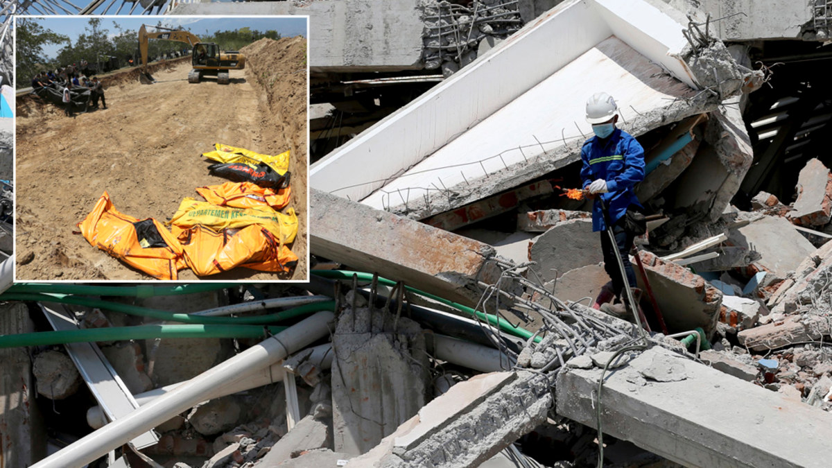 Indonesia earthquake: Man pulled out of rubble alive three days after ...