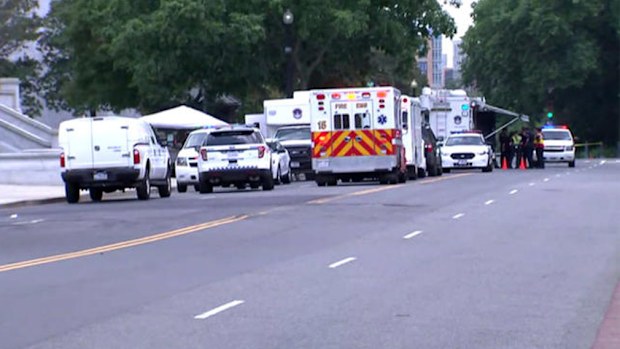 Police have blocked off streets around US Capitol Hill in Washington after a car drove through a barrier and injured an officer. (Twitter)