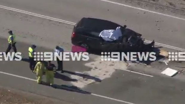 One man died in the head-on collision north of Perth. (9NEWS)