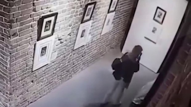 A young woman taking a selfie has damaged a drawing by prominent Spanish artist Salvador Dali at a gallery in the Russian city of Yekaterinburg, according to state media.