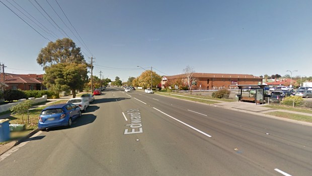 A flood evacuation has been issued for Edward Street in West Wagga Wagga. (Google Maps)