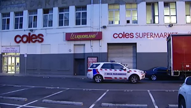A man has been injured after allegedly falling from the side of a building in Prahran. (9NEWS)