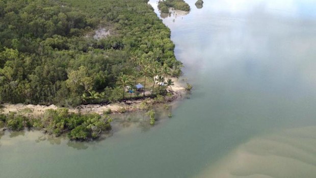 Two missing fisherman have been found after going missing near Fraser Island. (9NEWS)