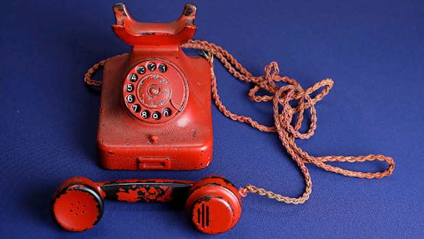 The auction house hopes the phone ends up in a museum to remind people about "what extreme fascist thinking can bring about". (AAP)
