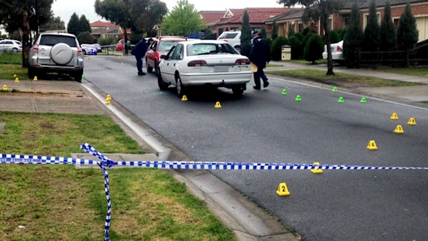 Emergency services were called to the scene around 1am. (9NEWS)