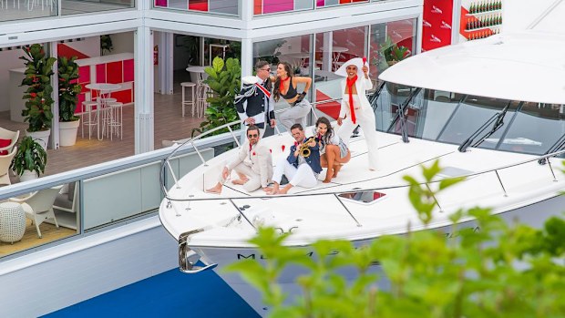 Mumm yacht