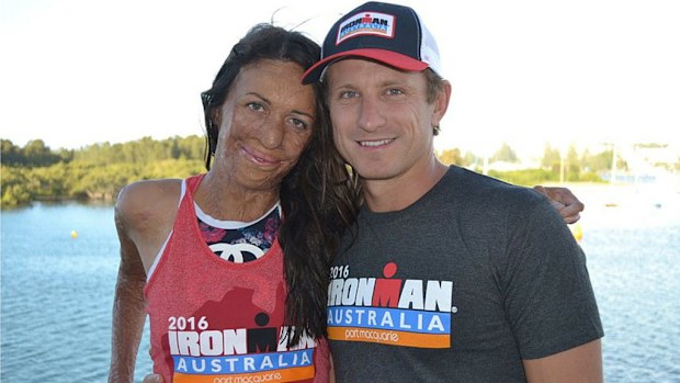 Turia Pitt with partner Michael. (Twitter/@TuriaPitt)