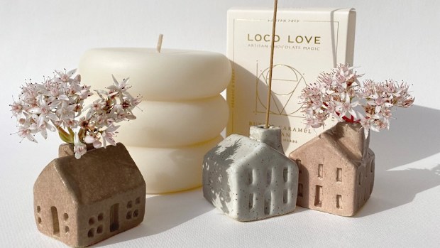 Home decor and candles.