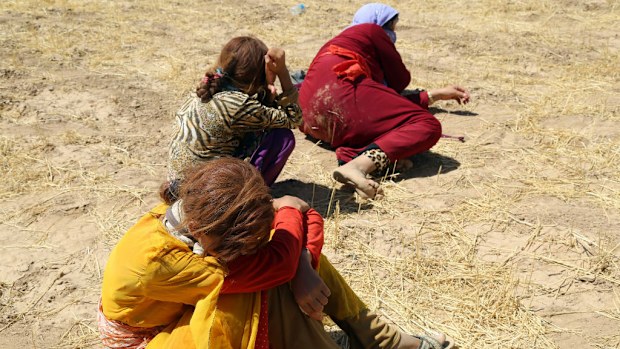 Thousands of Yazidis were trapped in the Sinjar mountains as they tried to escape from Islamic State (IS) forces. (Getty Images)