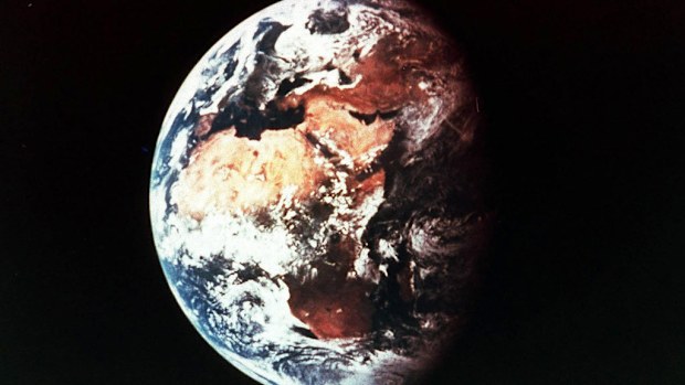 Newly discovered fossils could be "direct evidence" of life on earth up to four billion years ago. (File/AAP)