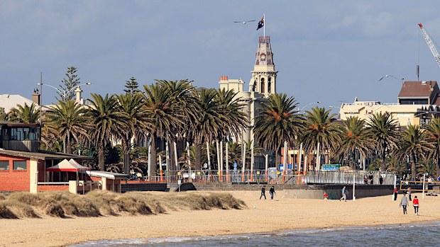 Port Phillip Bay has been contaminated with faecal matter washed up following storms. 