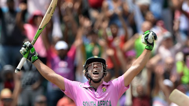 AB De Villiers celebrates his record breaking ton. (Getty)