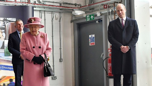 Queen Elizabeth and Prince William view a demonstration of a Forensic Explosives Investigation.