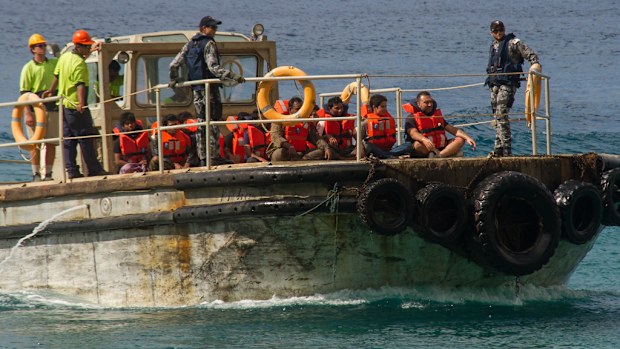 Labor said it would support a joint arrangement with the US to resettle asylum seekers. (AAP)