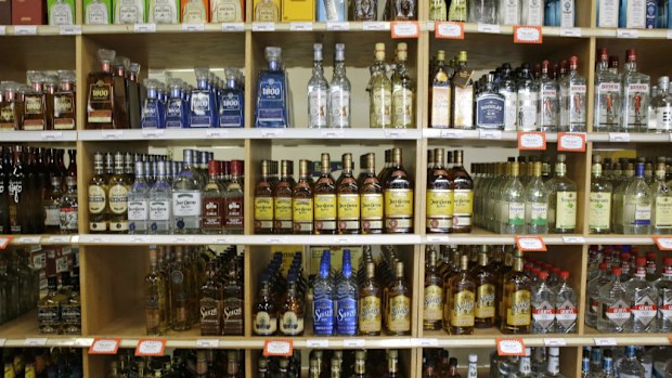 The study found that those who'd been drinking were able to make the same decisions as sober people, but that they cared  less about the consequences. (AAP)