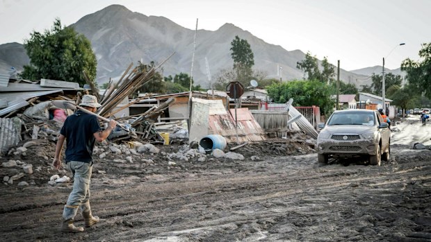 The death toll from the Chilean floods has risen to 25, with many areas damaged. (AAP)